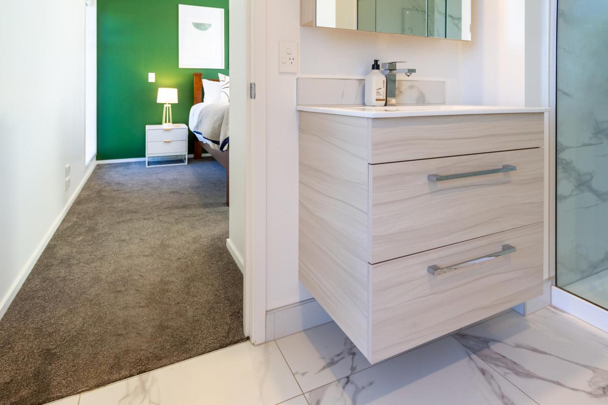 Gorgeous In Green - 2 Bed Central Oasis W/King Bed Christchurch Exterior foto